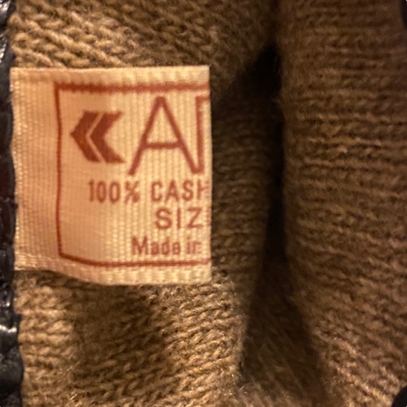 Vintage Aris Black Leather Gloves 100% Cashmere Lining Size 6.5 - Picture 7 of 9